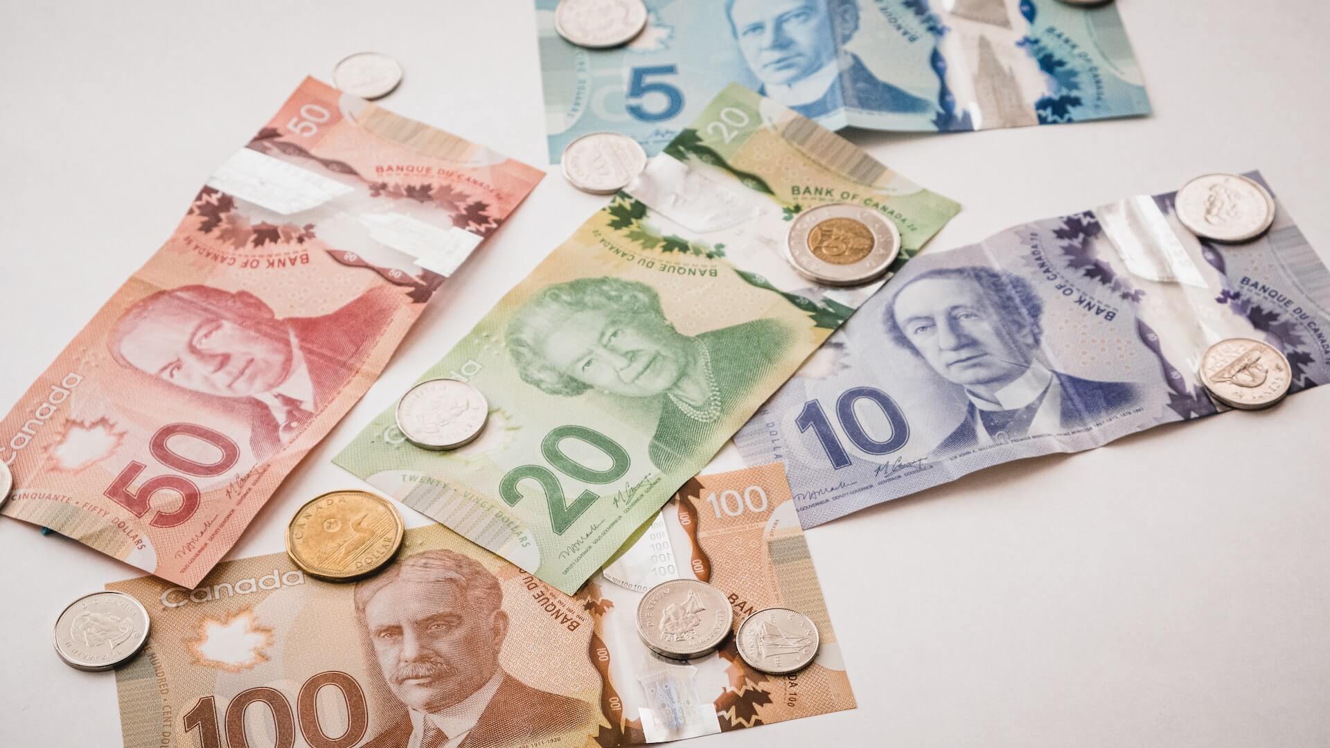 Get a cash advance in Canada